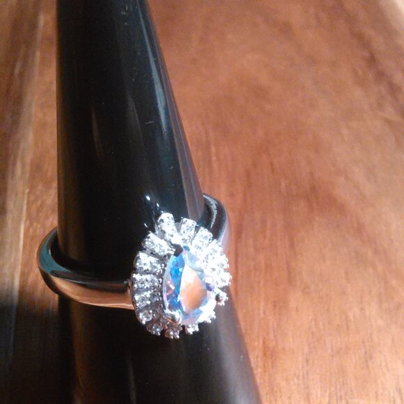 Mercury Mystic Topaz and White Zircon Sterling Silver Snowflake Ring (Size 7) - Picture 6 of 16